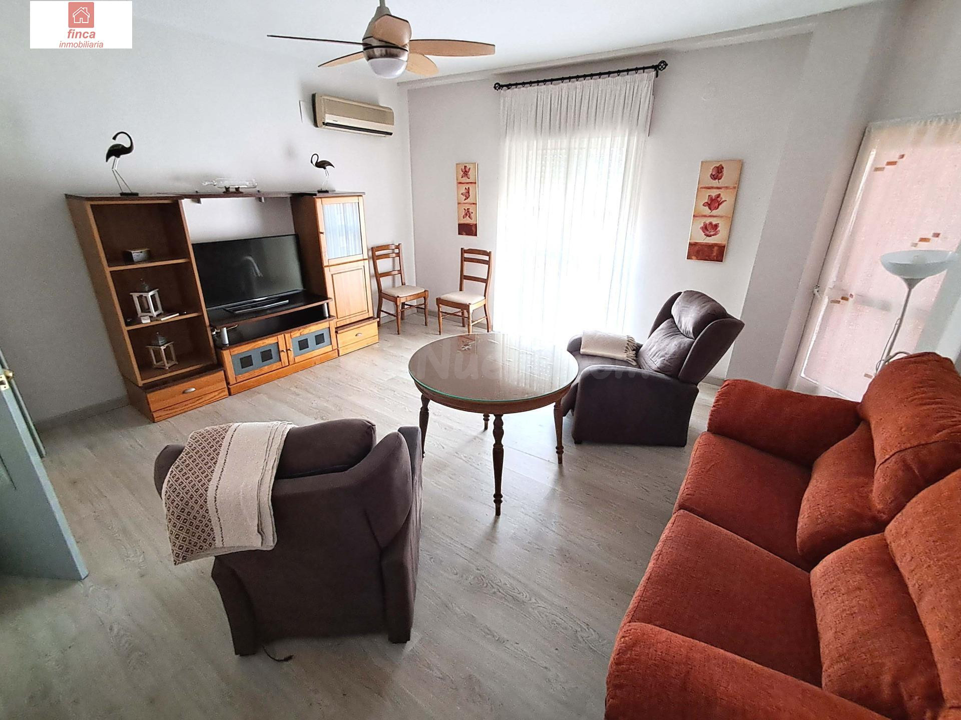 ALQUILER MONTIJO, PISO AMUEBLADO Y EQUIPADO, 3ª PLANTA SIN A - foto 3