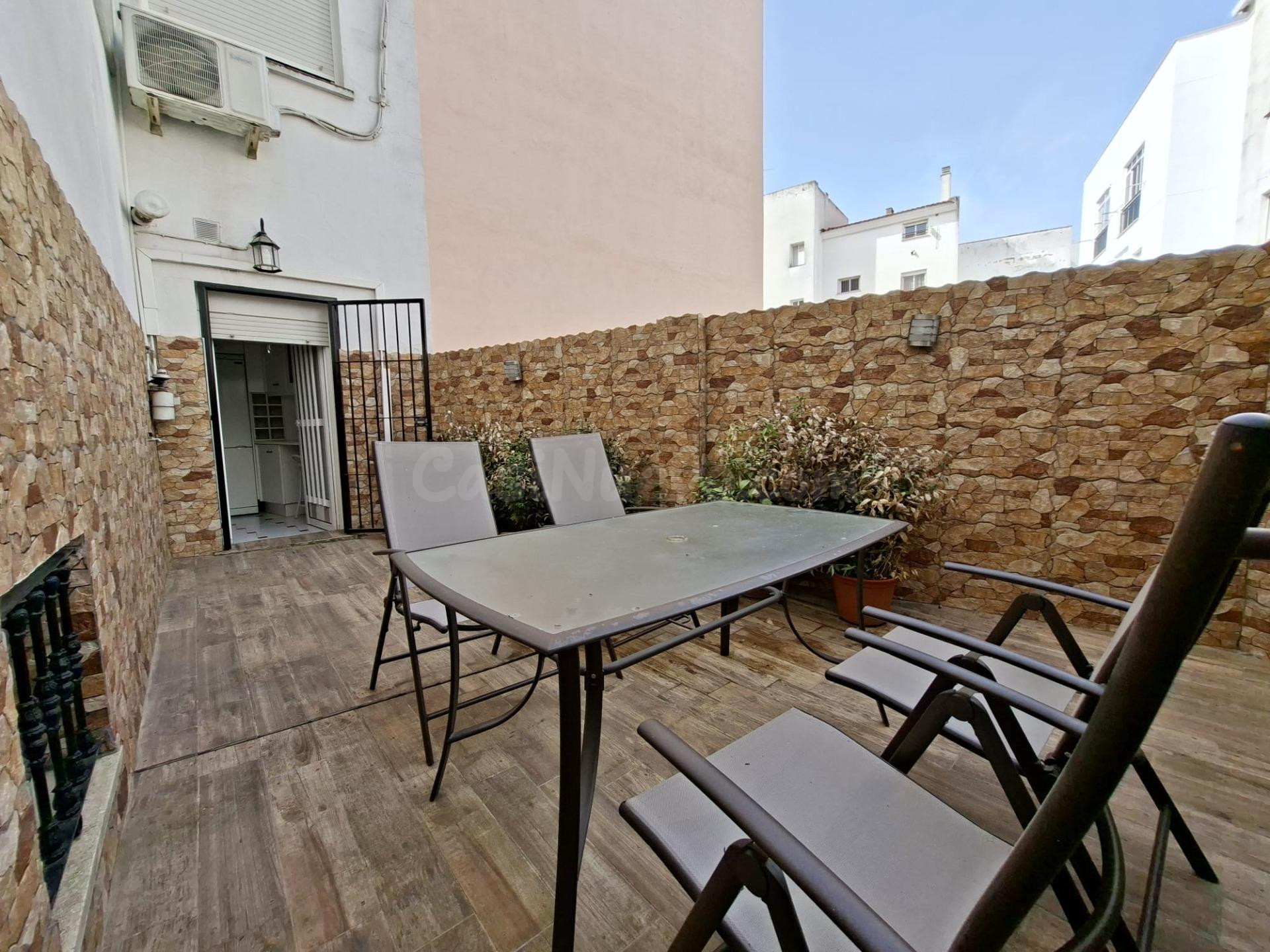 FANTÁSTICO DÚPLEX EN SAN ROQUE, BADAJOZ -  ¡TU NUEVO HOGAR TE ESPERA!