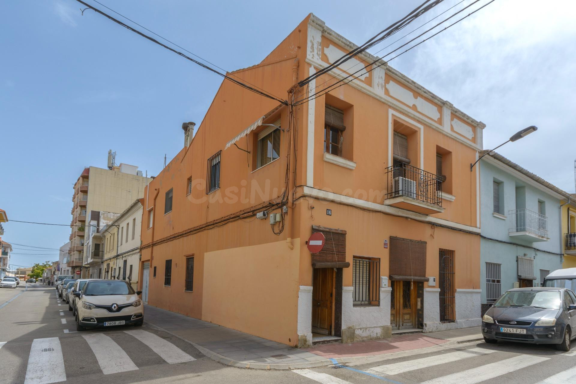 Casa planta baja y primer piso independiente  con garaje en Real de Gandía, a 5 minutos de Gandía