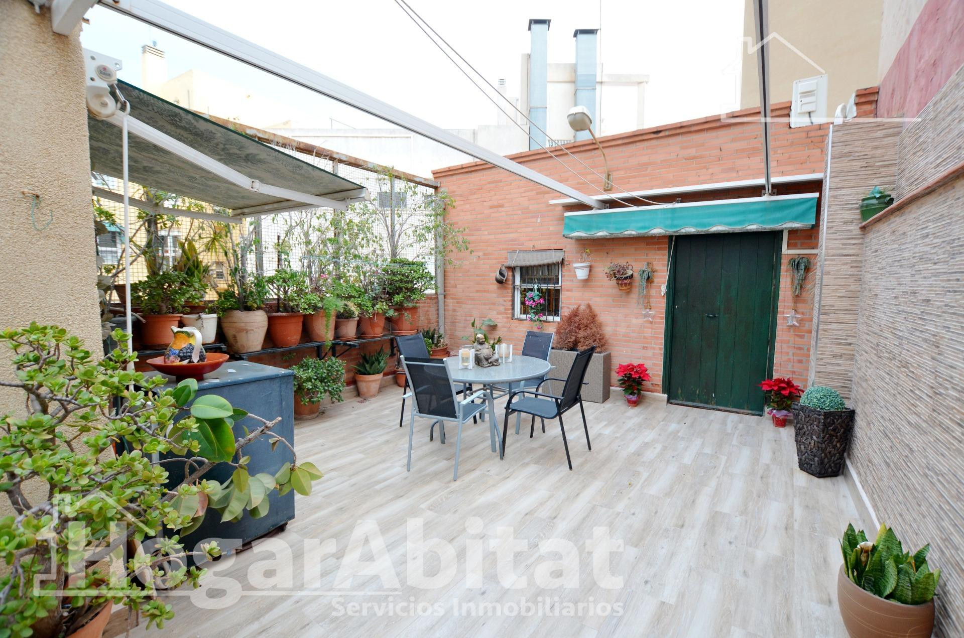 ¡EXCELENTE UBICACIÓN! AMPLIO Y TODO EXTERIOR CON GRAN TERRAZA