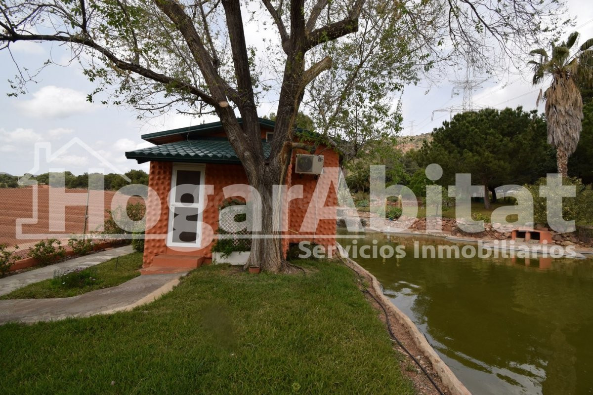 ESPECTACULAR VILLA DE LUJO EN URBANIZACIÓN PRIVADA