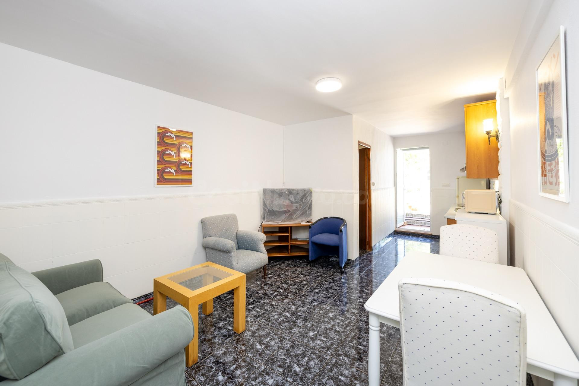 Apartamento con gran patio privado y cocina de verano, junto CITAI / IFMIF DONES en Escúzar. ALQUILER PARA EMPRESAS