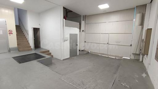 FANTÁSTICA NAVE CON CÁMARAS FRIGORÍFICAS. IDEAL PARA SECTOR ALIMENTACIÓN
