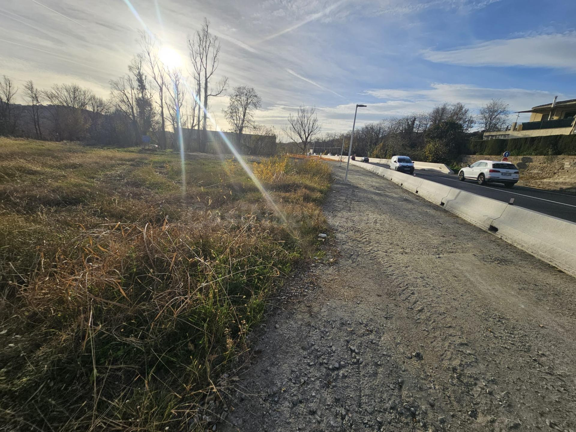 GUALBA (POLÍGON INDUSTRIAL GUALBA DE BAIX): TERRENO LLANO EN 1ª LINIA C-35 EXCELENTEMENTE COMUNICADO