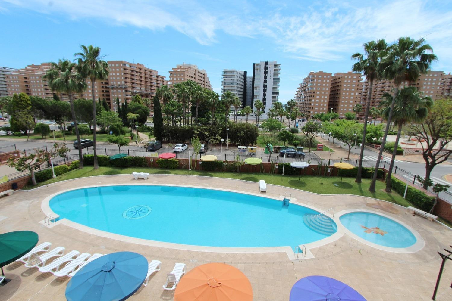 1874_PLANTA BAJA CON 2 TERRAZAS, PARKING Y TRASTERO EN PLAYA CORAL I