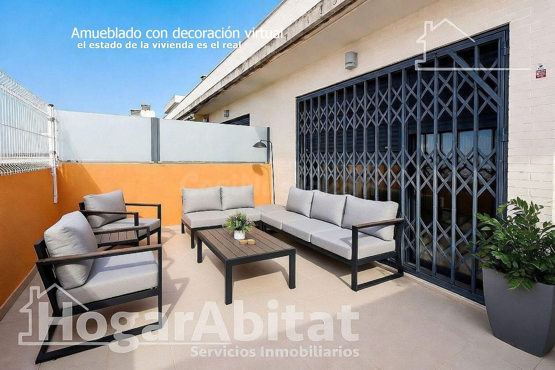 ÁTICO LUMINOSO EN RESIDENCiAL CON PISCINA, GARAJE Y GRAN TERRAZA