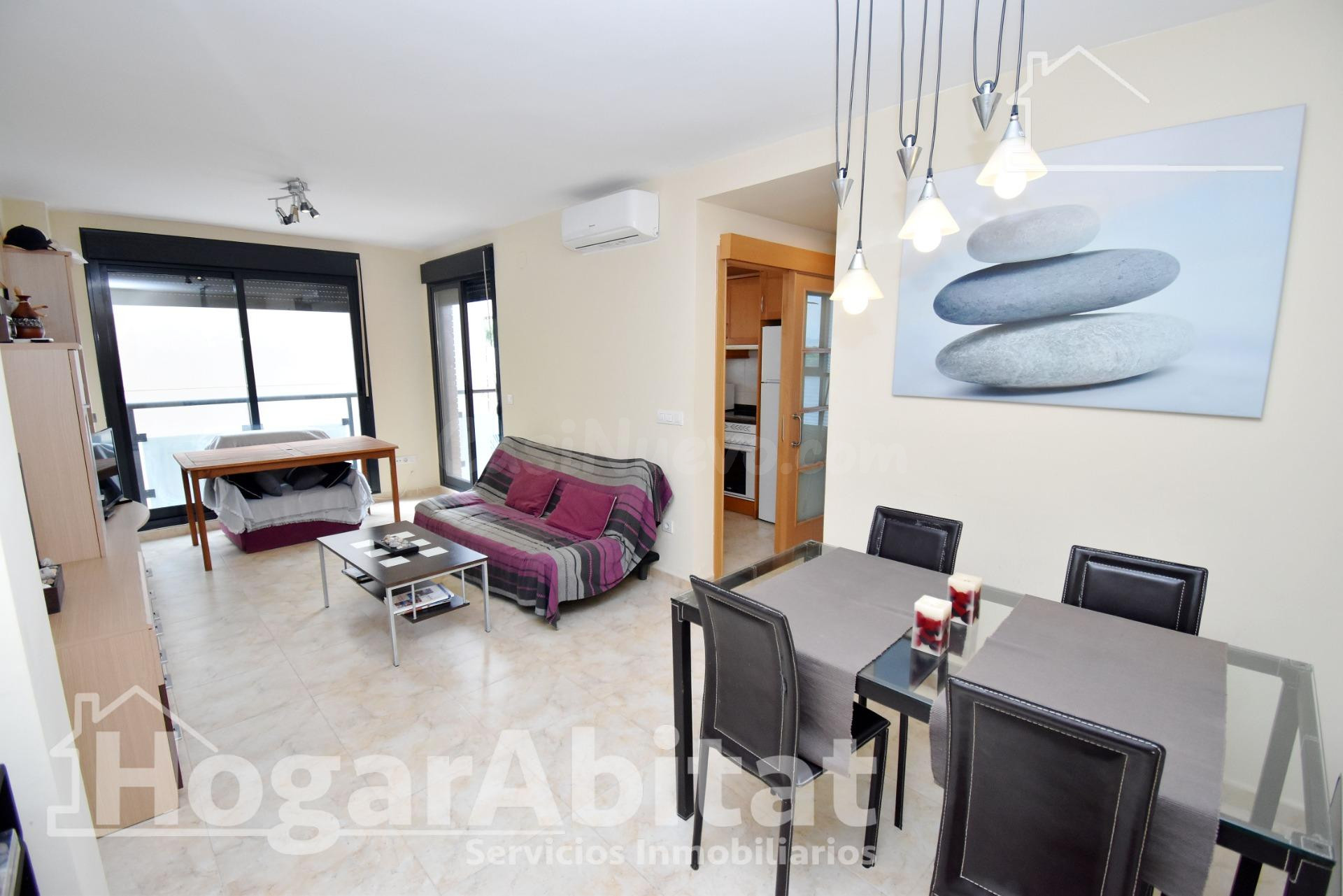 ¡PLAYA DE MASBÓ! EXTERIOR  EN RESIDENCIAL CON GARAJE, Y PISCINA, TODO AMUEBLADO