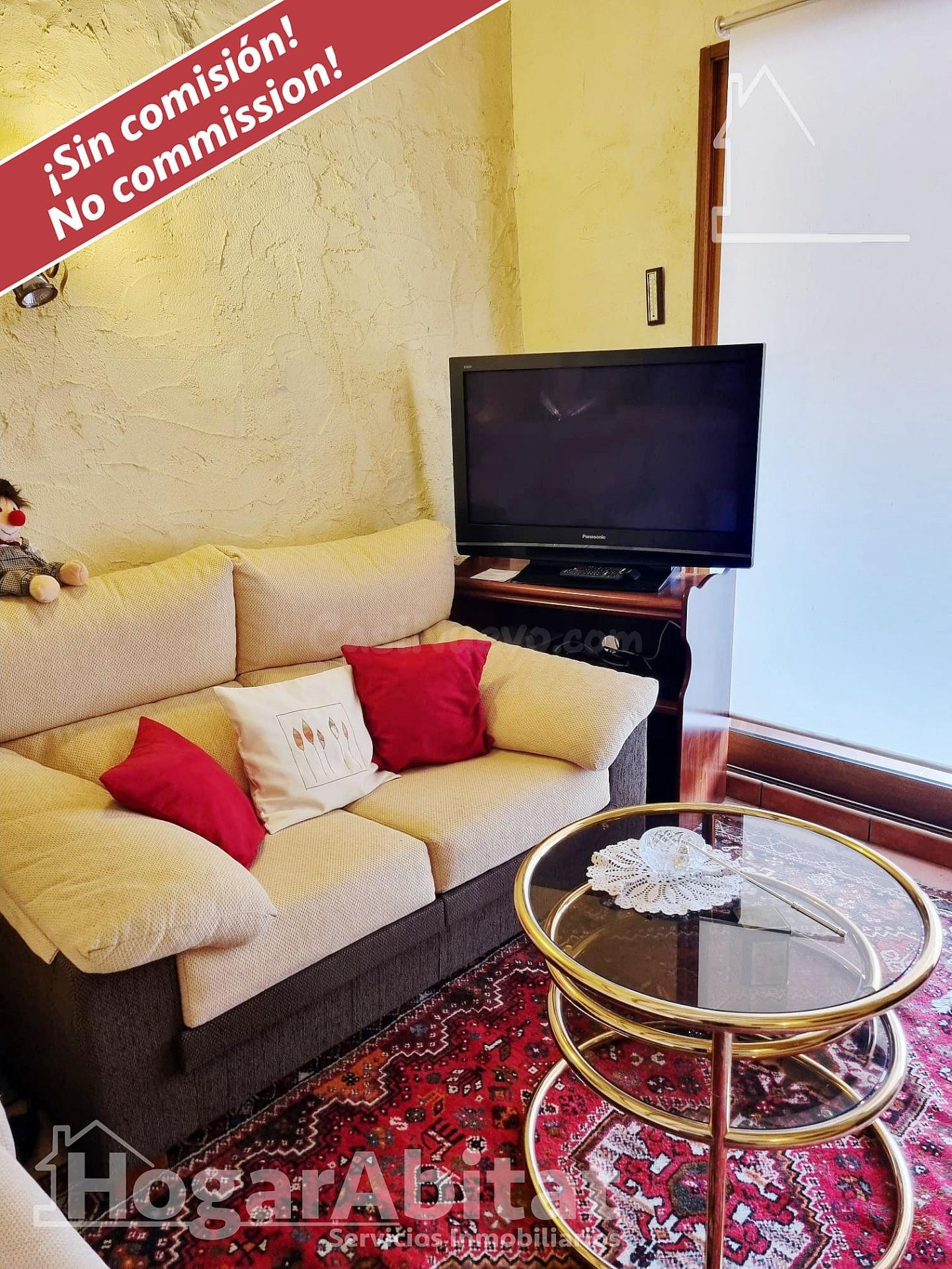 ¡ZONA DEL AYUNTAMIENTO! CASA AMPLIA Y REFORMADA CON PISCINA Y TERRAZA