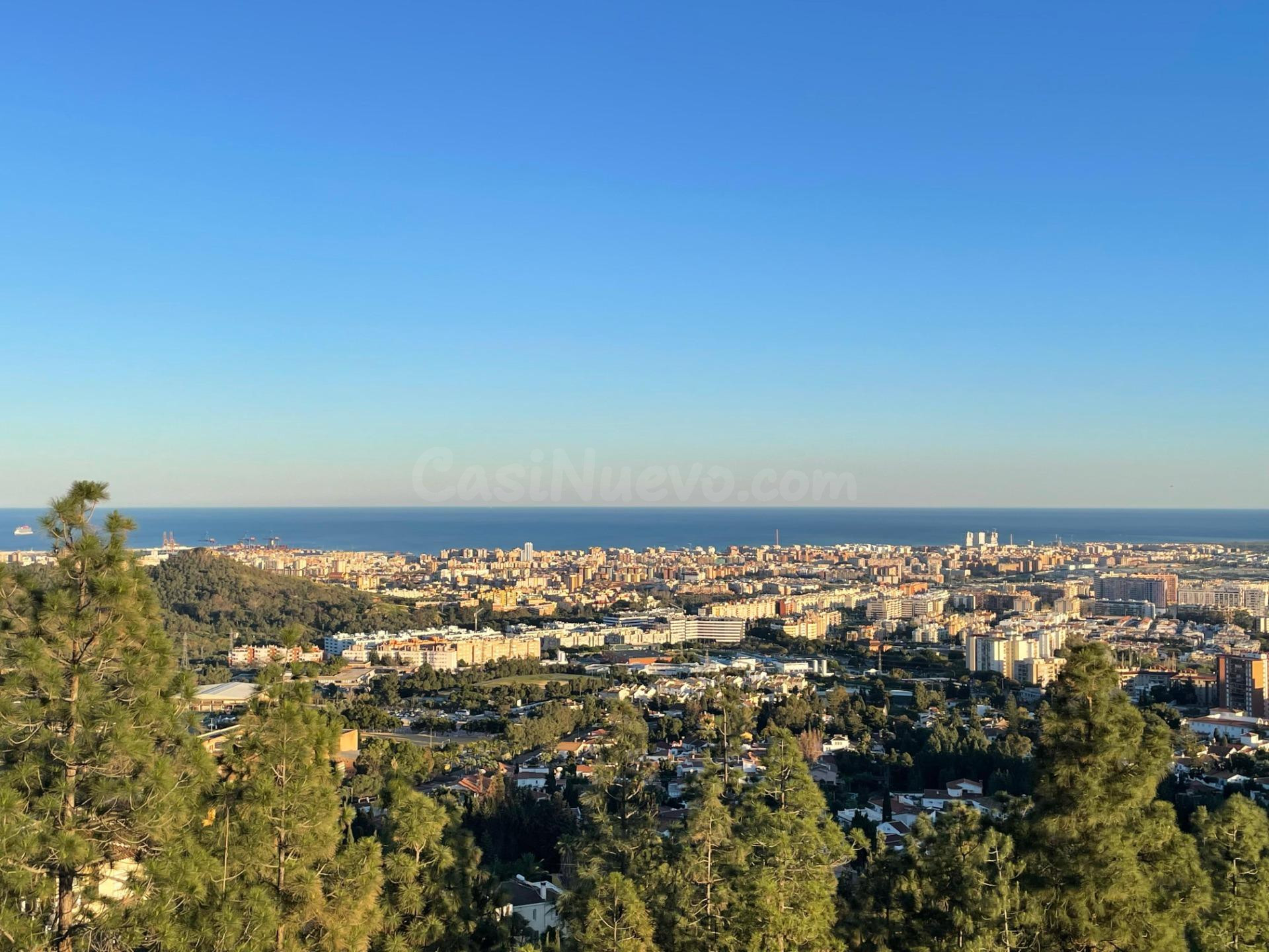 Terreno Urbanizable con Vistas Espectaculares en El Atabal, Málaga