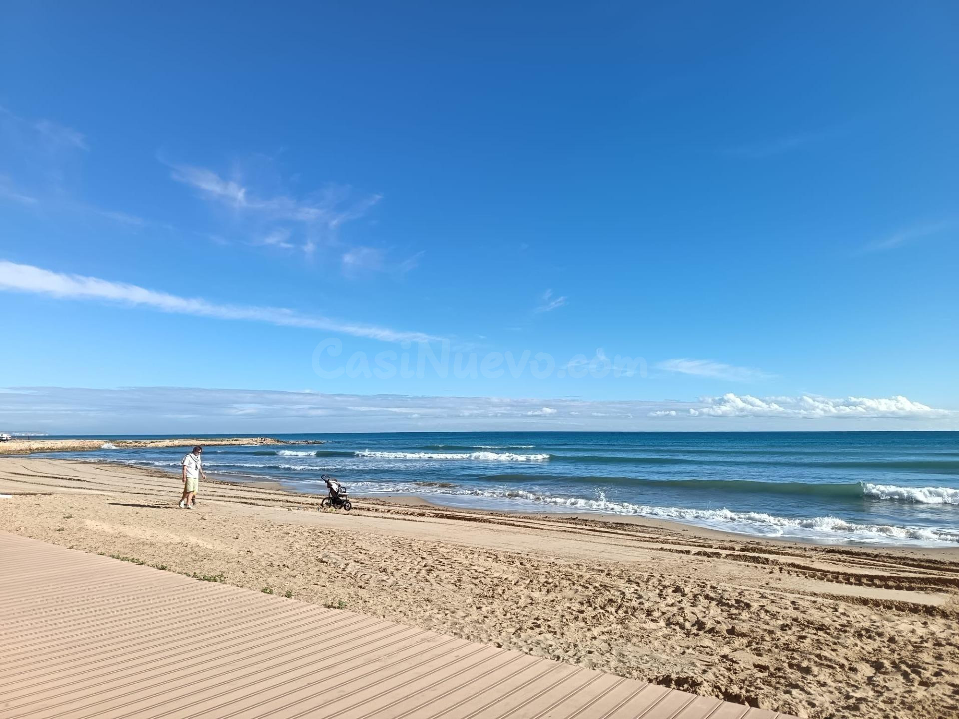 FANTASTICO APARTAMENTO A 150 METROS DE LA PLAYA, IDONEO COMO VACACIONAL, SIN ASCENSOR