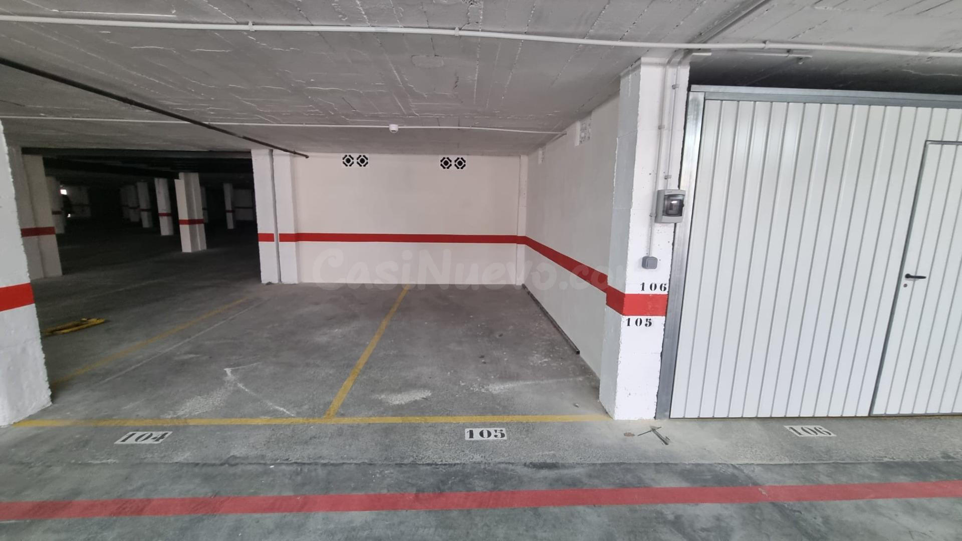 Plaza de garaje en Residencial Fiesta III, junto a Avenida de París y Calas Blancas