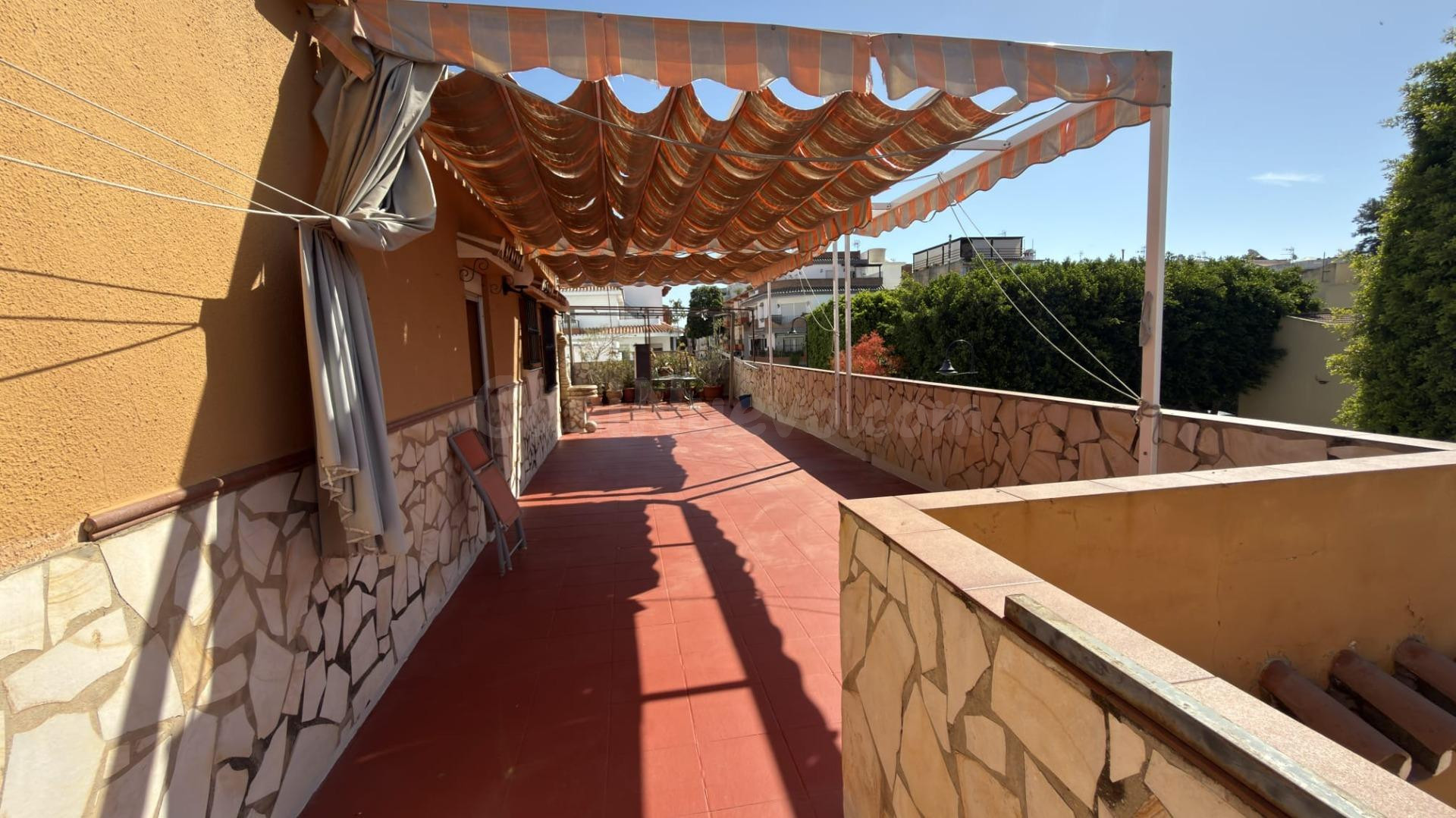 Las Lagunas - Duplex 4 Dormitorios, Solarium
