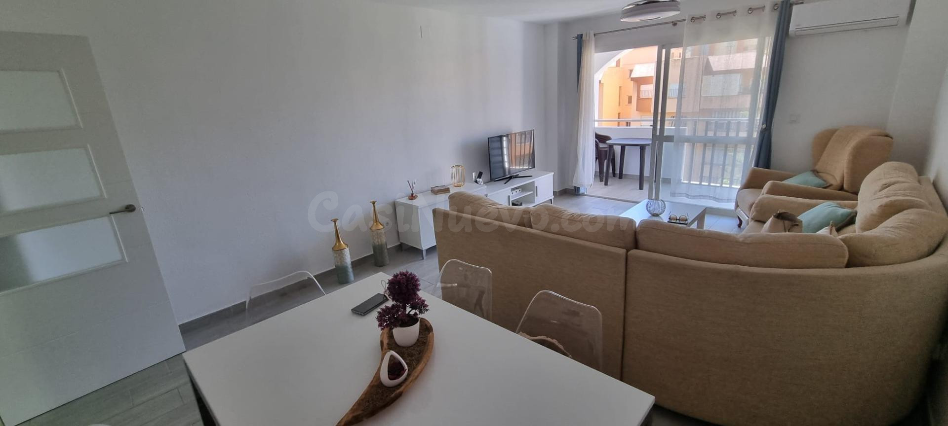Recinto Ferial  -  Piso de 3 Dormitorios, Terraza, Balcón, Céntrico, a Pasos de la Playa