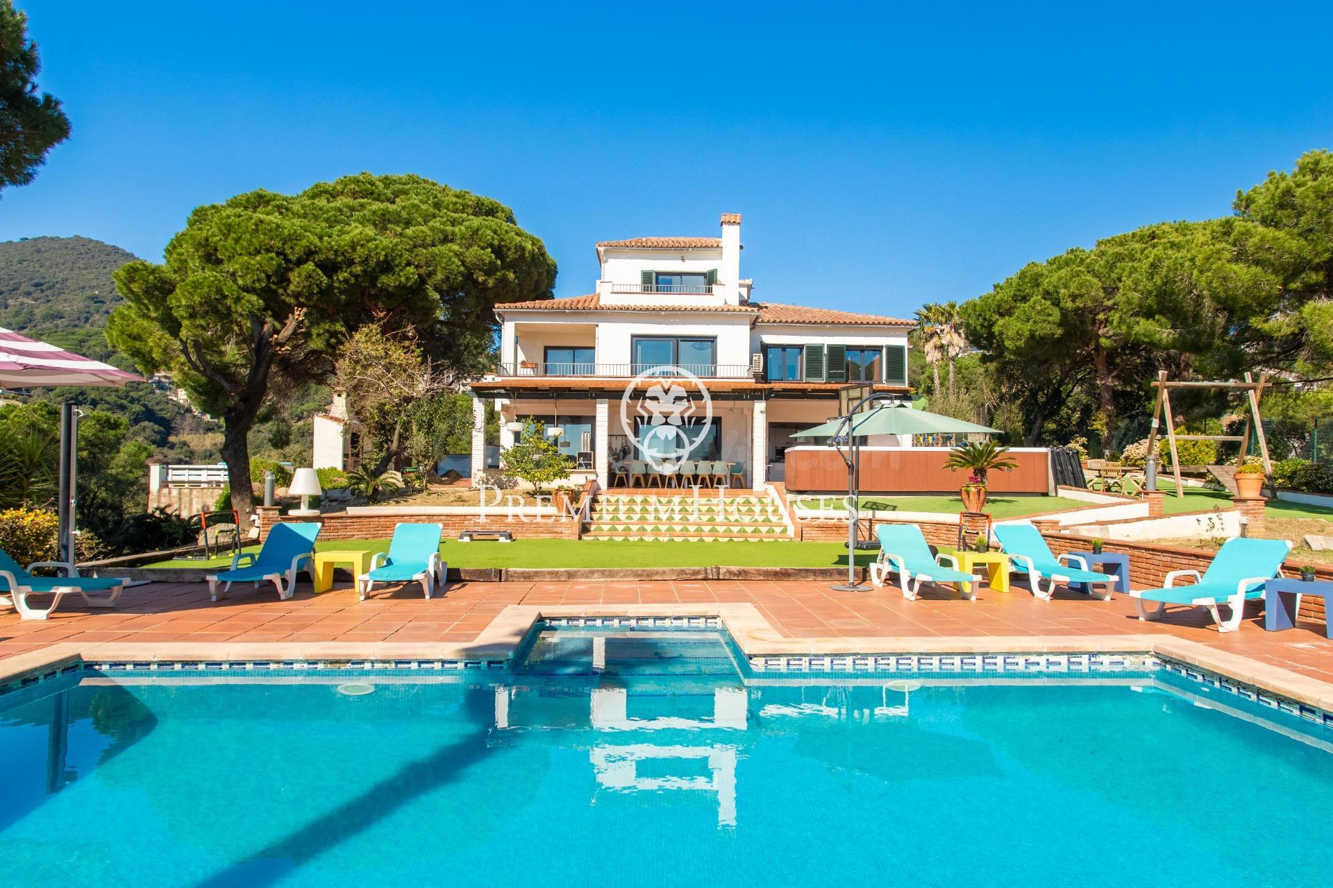 Espectacular casa con licencia turística en Arenys de Munt, con vistas panorámicas al mar y la montaña