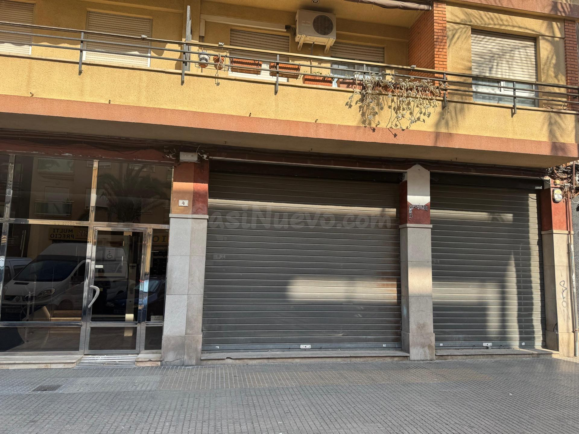 Gran local comercial de 500 m2 con doble acceso y excelente ubicación en Gandia