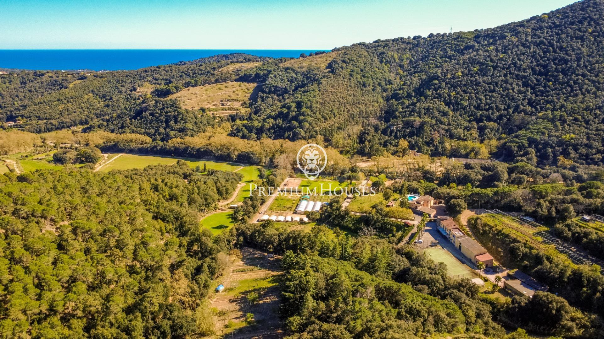 Propiedad con dos casas en venta en Arenys de Munt