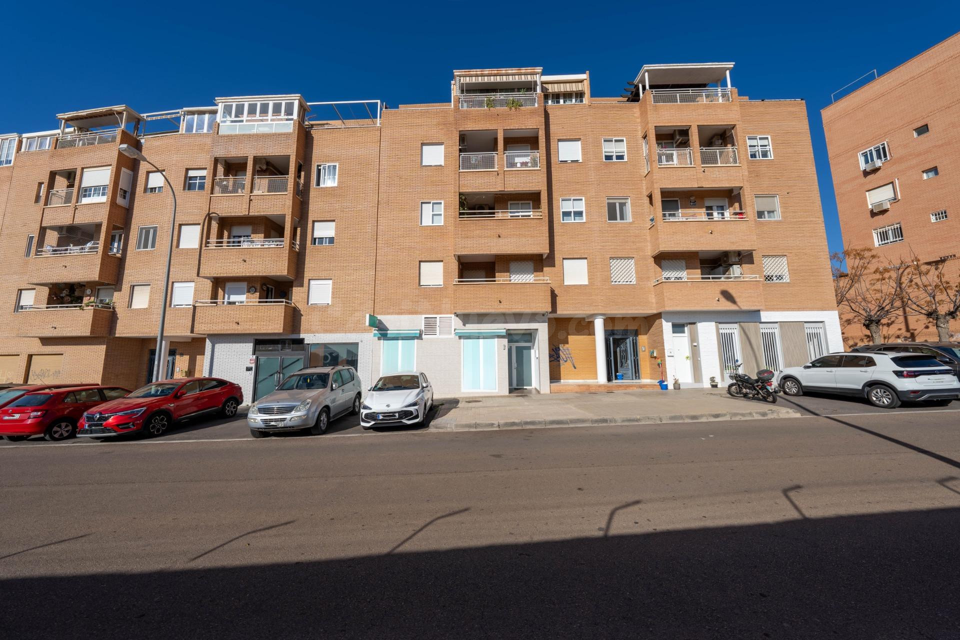 Local reformado de 151 m2 listo para entrar – ideal academias, oficinas o centro deportivo