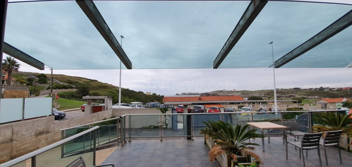 Bonito apartamento de alquiler por temporadas con vistas al mar