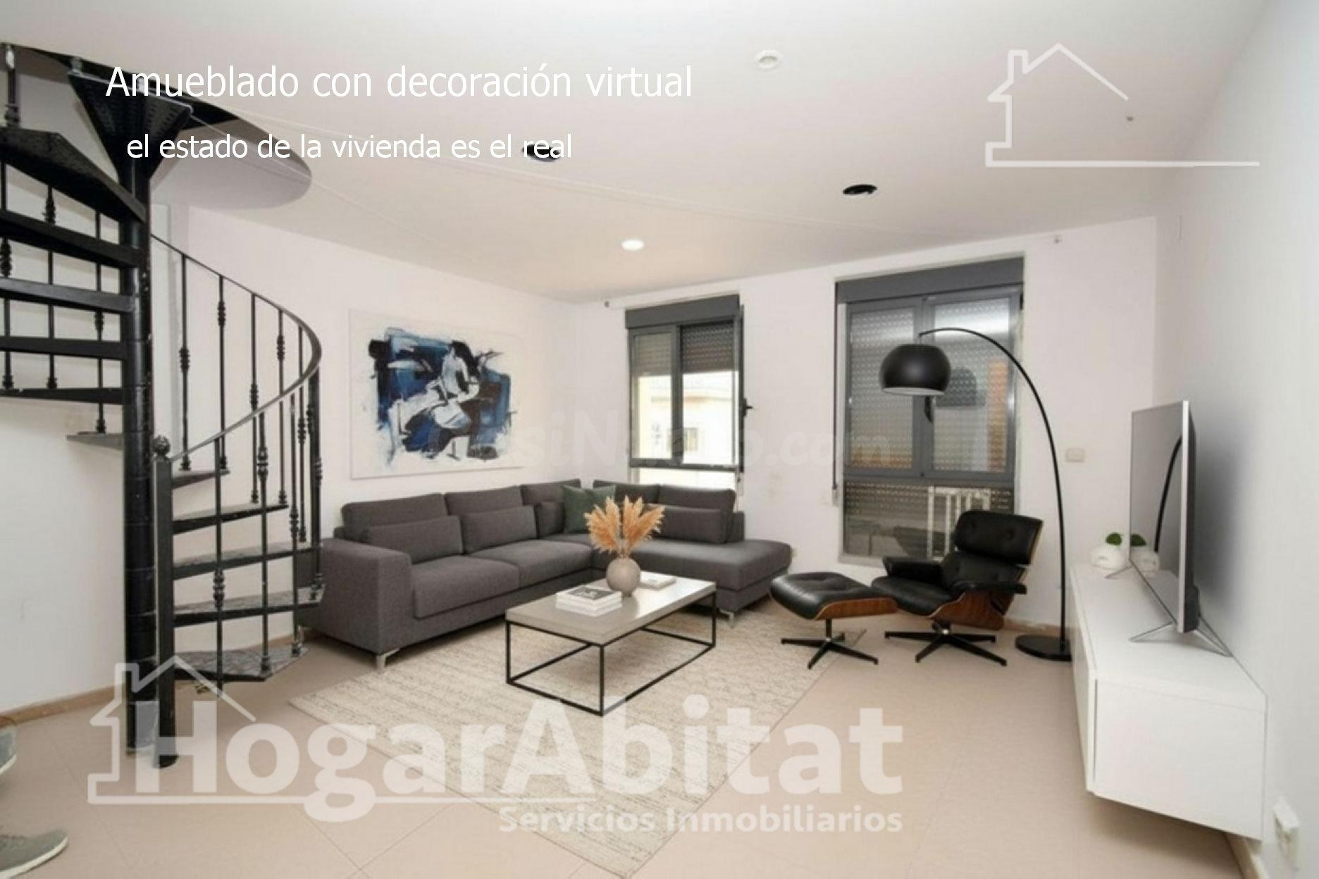 ¡CENTRO DE LLIRIA! ESPACIOSO, SEMINUEVO Y REFORMADO CON TERRAZA Y ASCENSOR