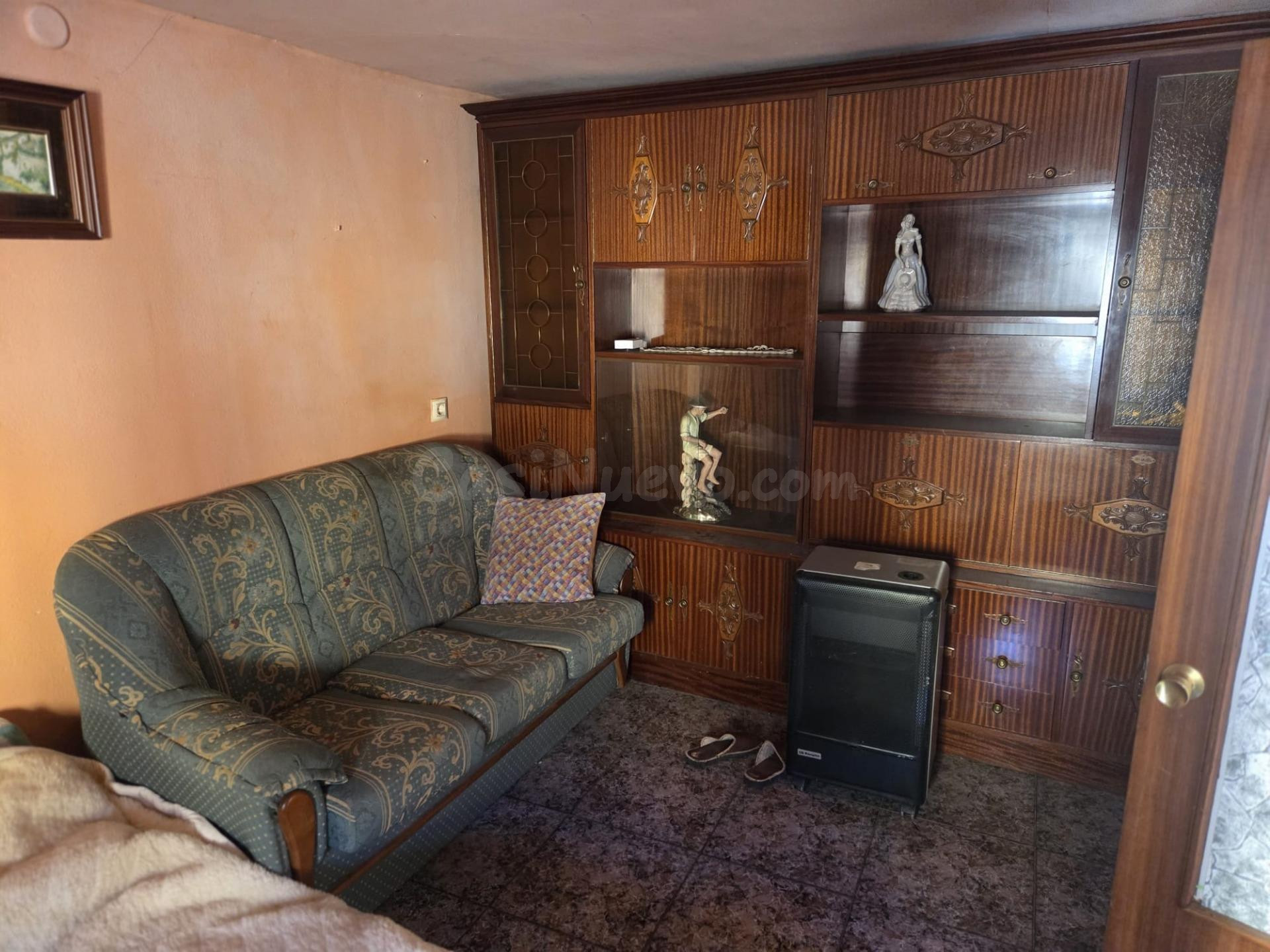 SE VENDE CASA EN GORDONCILLO DE DOS PLANTAS,  PARA REFORMAR, - foto 2
