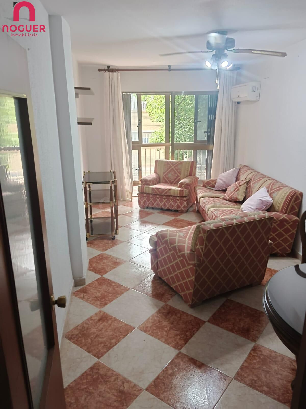 Magnífico piso exterior en Av. de los Almogávares - Santa Rosa con Patio - Terraza - ascensor