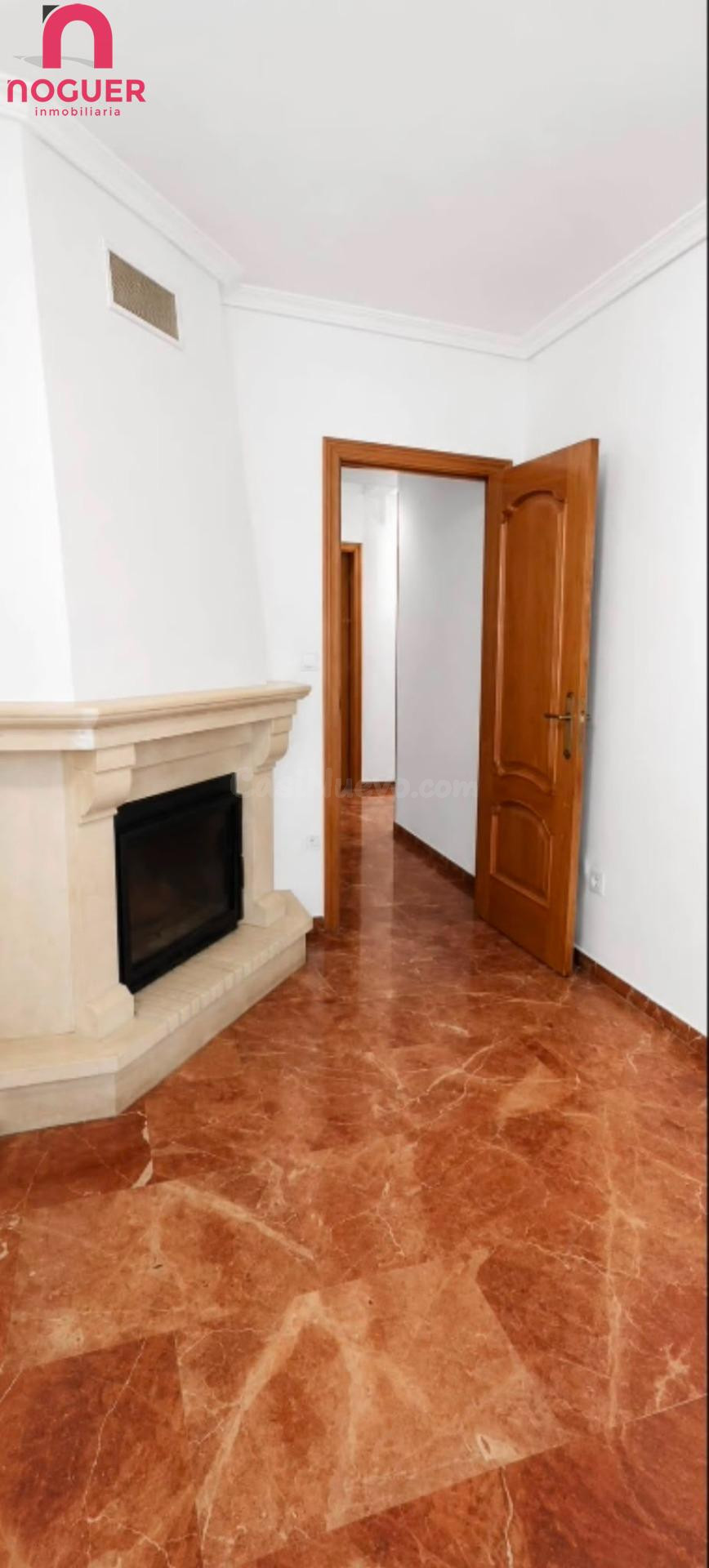 PISO DE CUATRO DORMITOIROS EXTERIOR - HUERTA DE LA REINA A POCO METEOS DEL CORDOBA CENTER