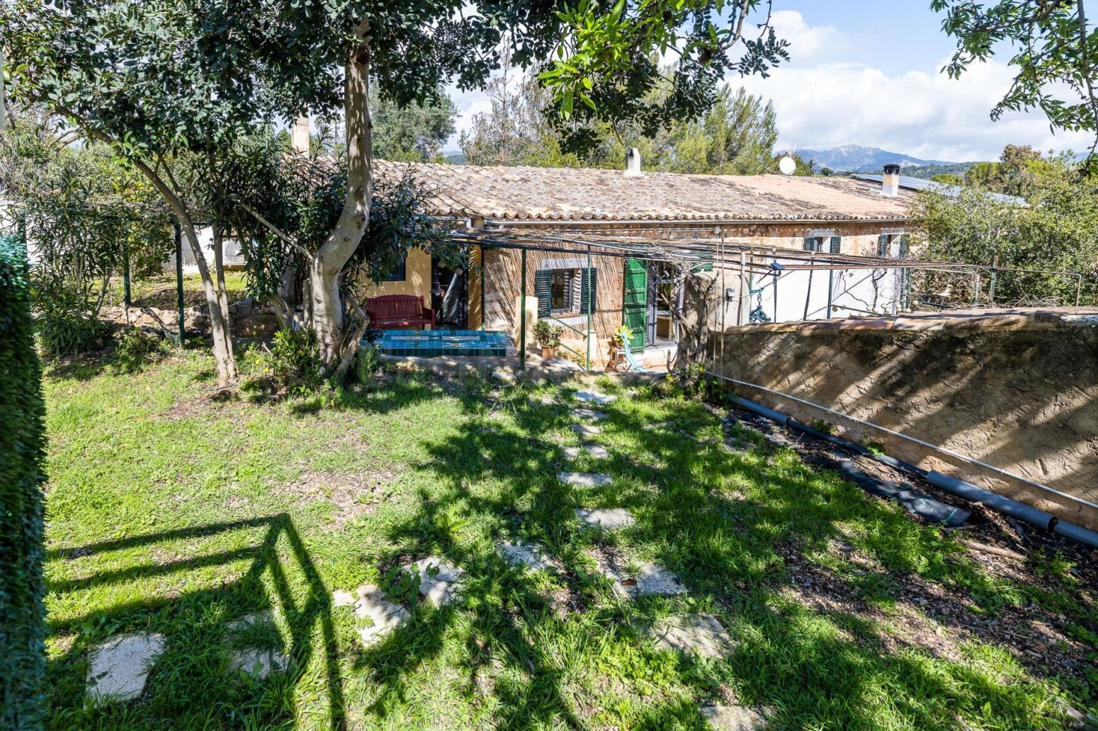 Finca rústica CON CEDULA DE HABITABILIDAD,  piscina y a un paso de Palma.