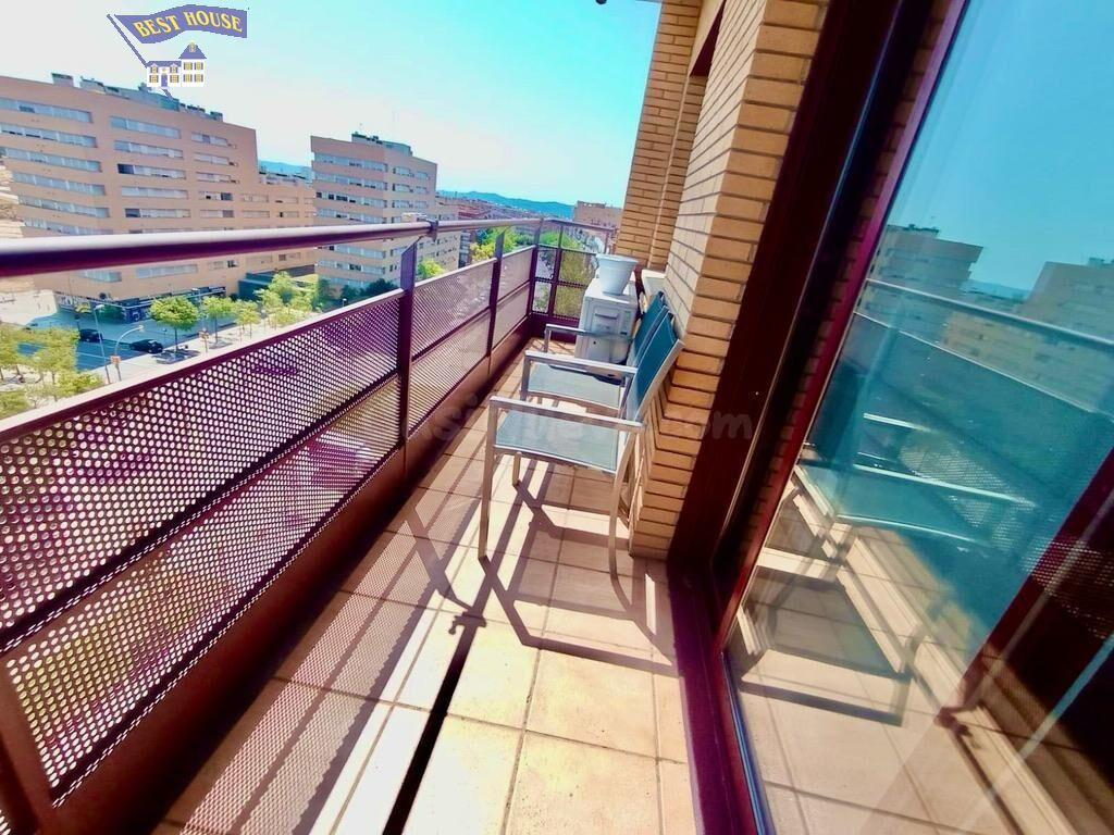 GRAN OPORTUNIDAD PISO DE 3 habitaciones 2 BAÑOS CON 2 PLAZAS DE PARKING EN SABADELL ZONA CAN LLONG