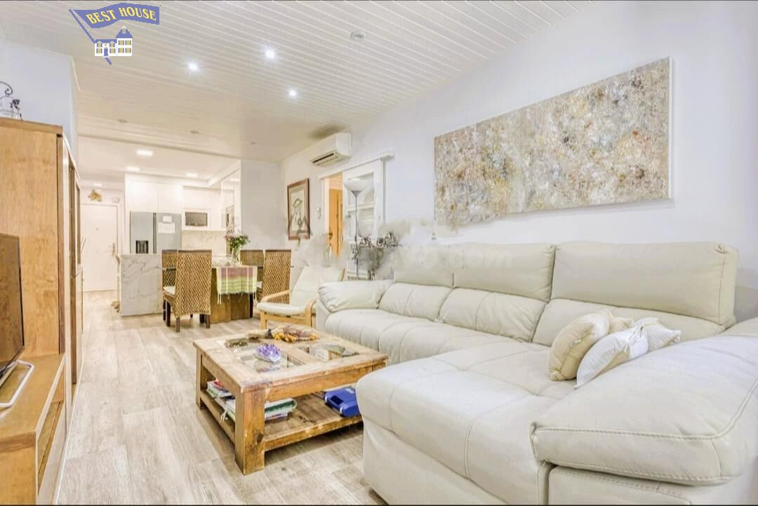ESPECTACULAR PISO TOTALMENTE REFORMADO CON PISCINA, ZONA COMUNITARIA EN LES CORTS- BARCELONA