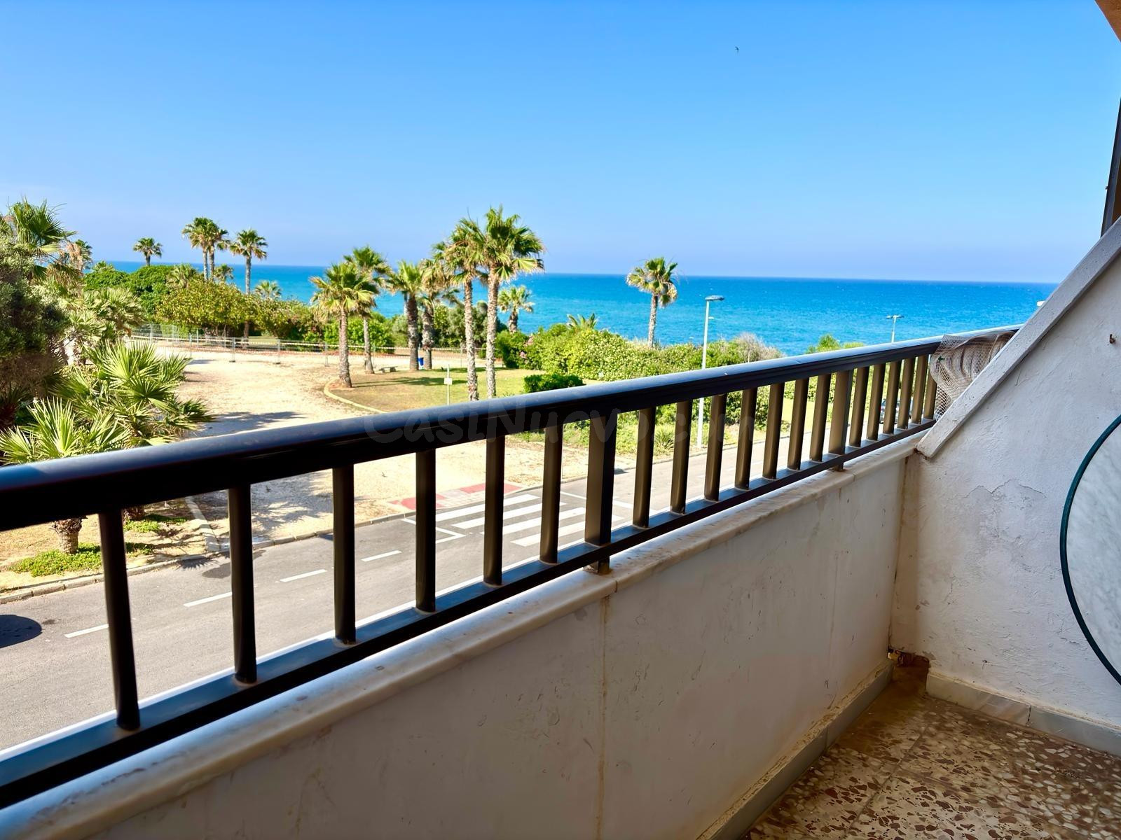 Apartamento en primera línea de mar en una de las zonas más exclusivas de Torrevieja
