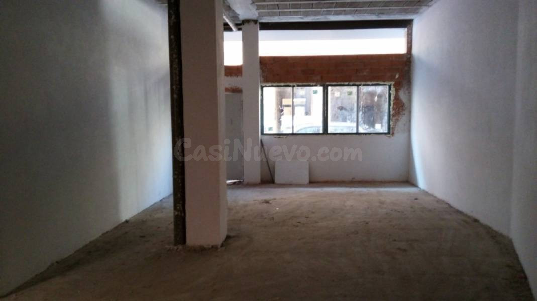 LOCAL EN VENTA Y ALQUILER EN EL BARRIO SAN PEDRO de Burgos DE 75 METROS