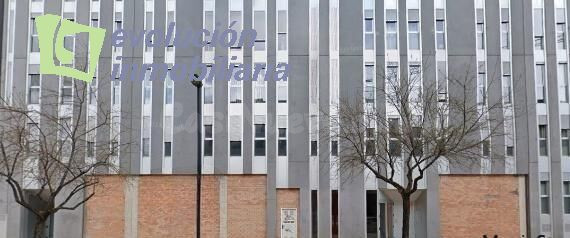 ¡EN BURGOS!  SE ALQUILA LOCAL CON✨ INFINITAS POSIBILIDADES ✨ TAMBIEN PUEDES ALQUILARLO PARCIALMENTE..