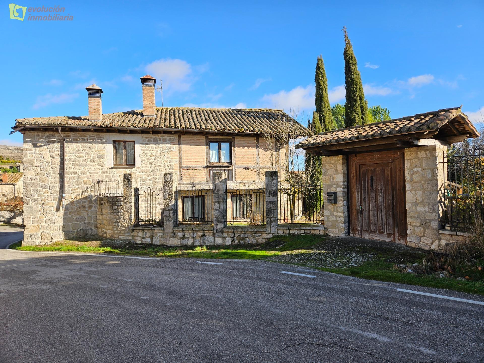 GRAN OPORTUNIDAD! AMPLIA CASA  EN MANSILLA DE BURGOS - foto 2