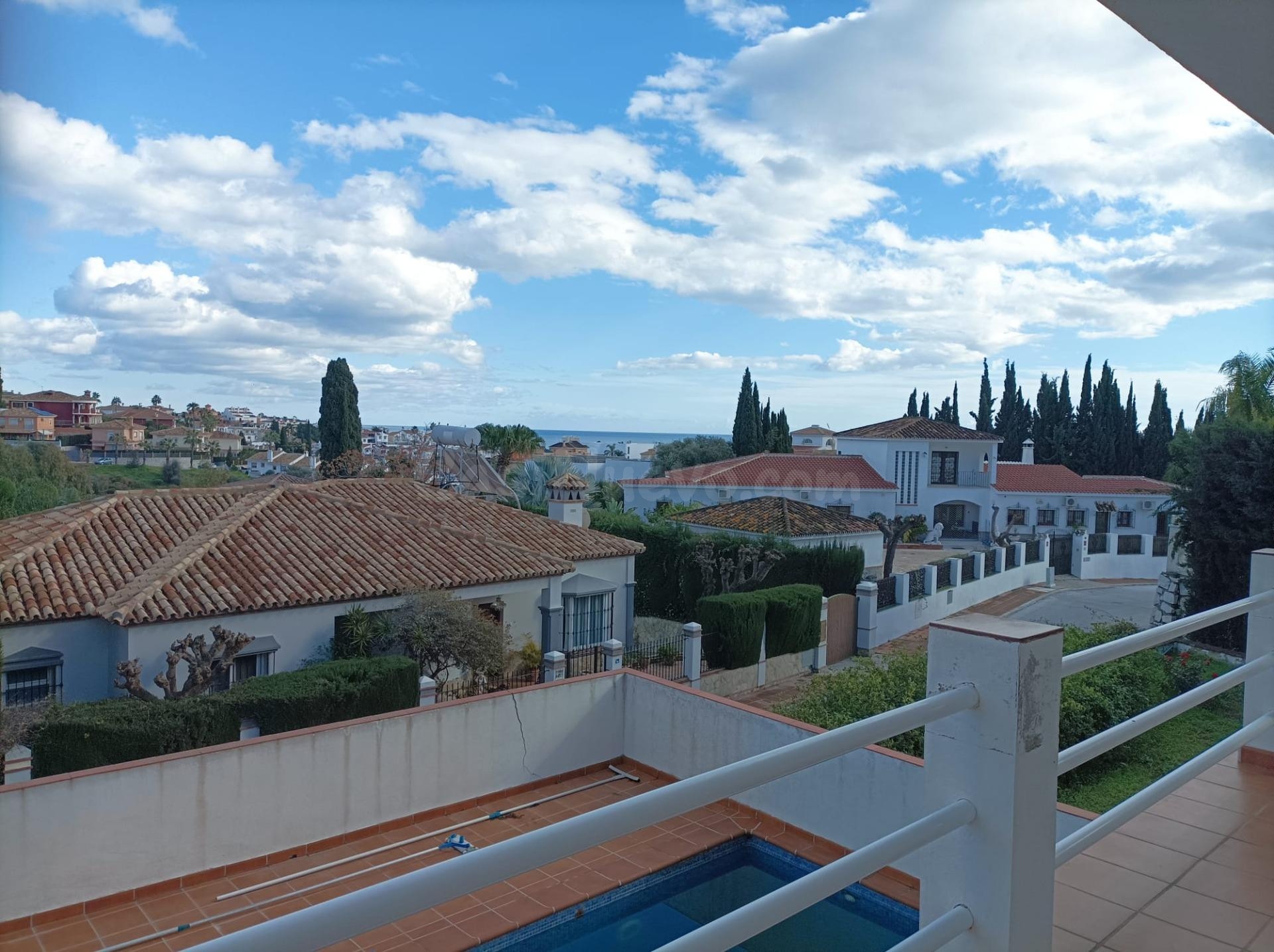 ¡Oportunidad única! 2 villas en la misma parcela – ¡ideal para inversión o familia grande!