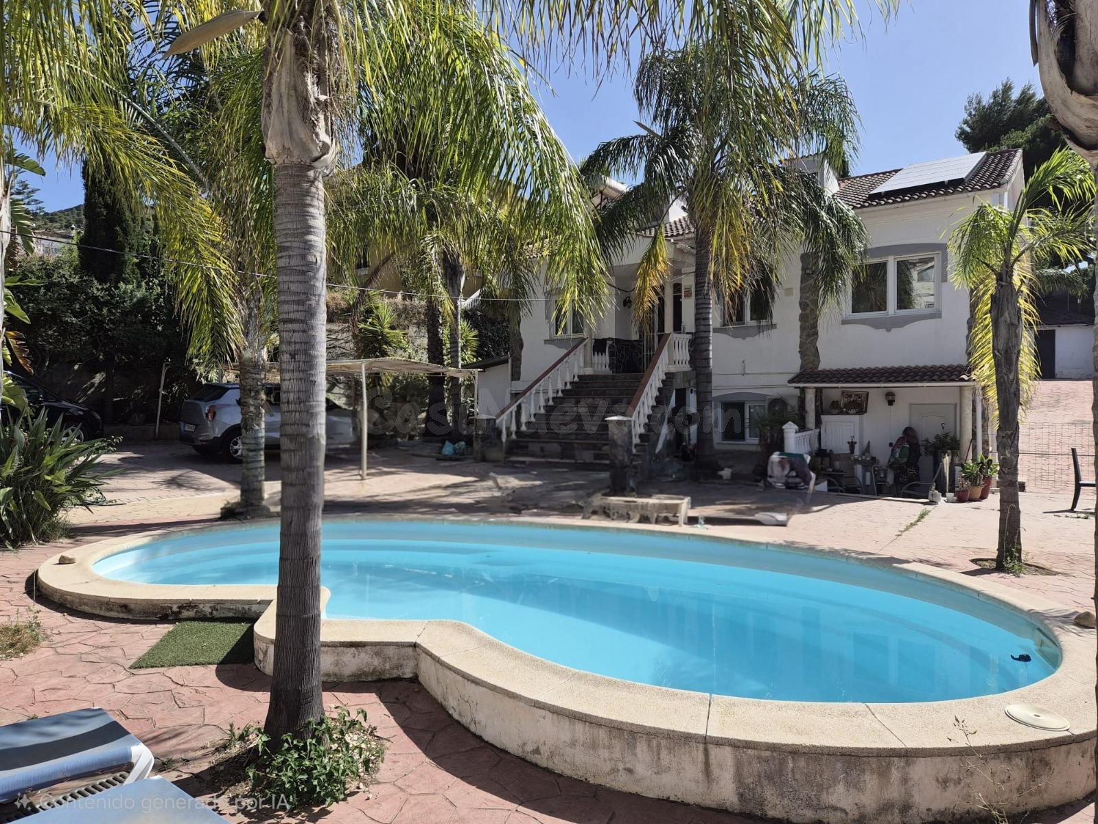 Chalet independiente con 3 viviendas, piscina y vistas al mar en Pinos de Alhaurín | Alhaurín de la Torre | Costa del Sol