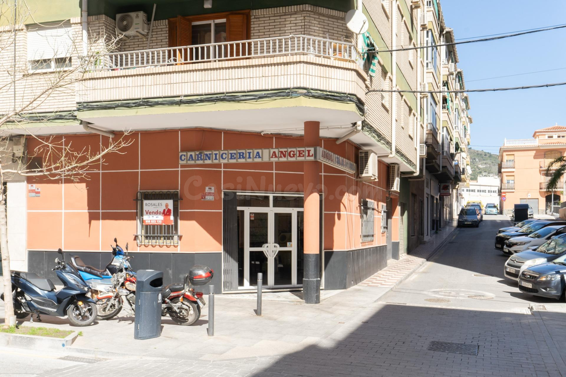 Local comercial en esquina en Calle Ancha – listo para negocio