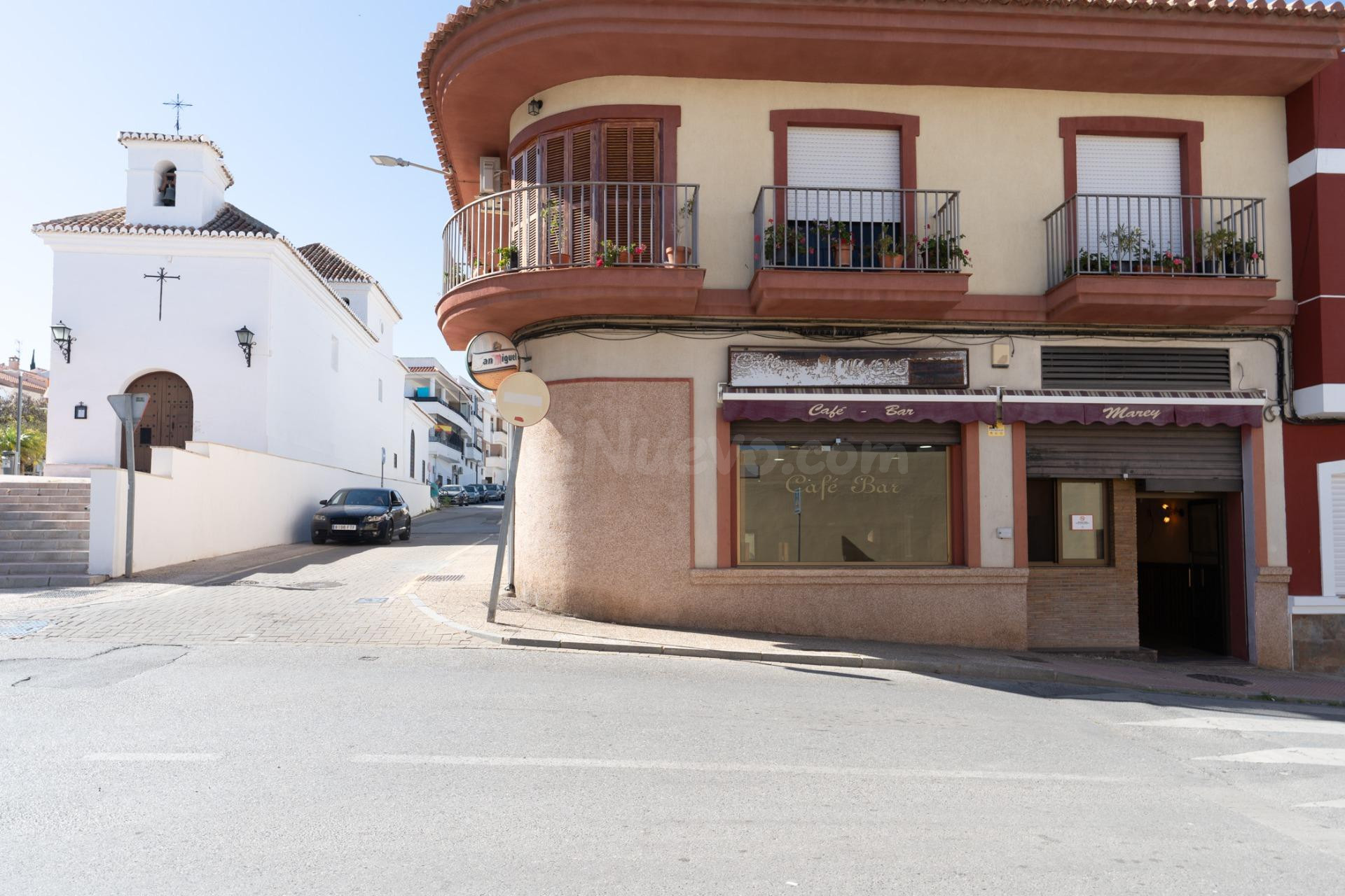 TU OPORTUNIDAD DE NEGOCIO, Local bar-cafetería  junto a la Iglesia de las Angustias