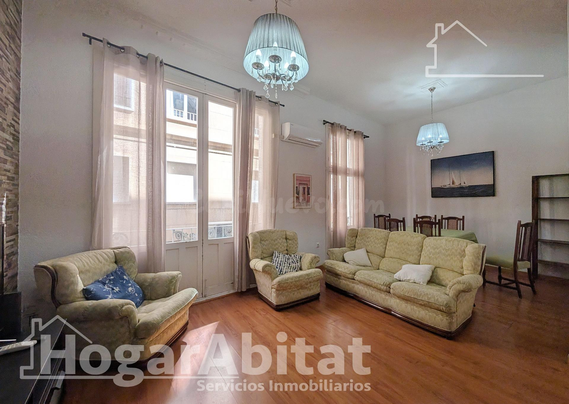 ¡CENTRO DE ALICANTE! PRECIOSO, REFORMADO Y EXTERIOR CON TRASTERO