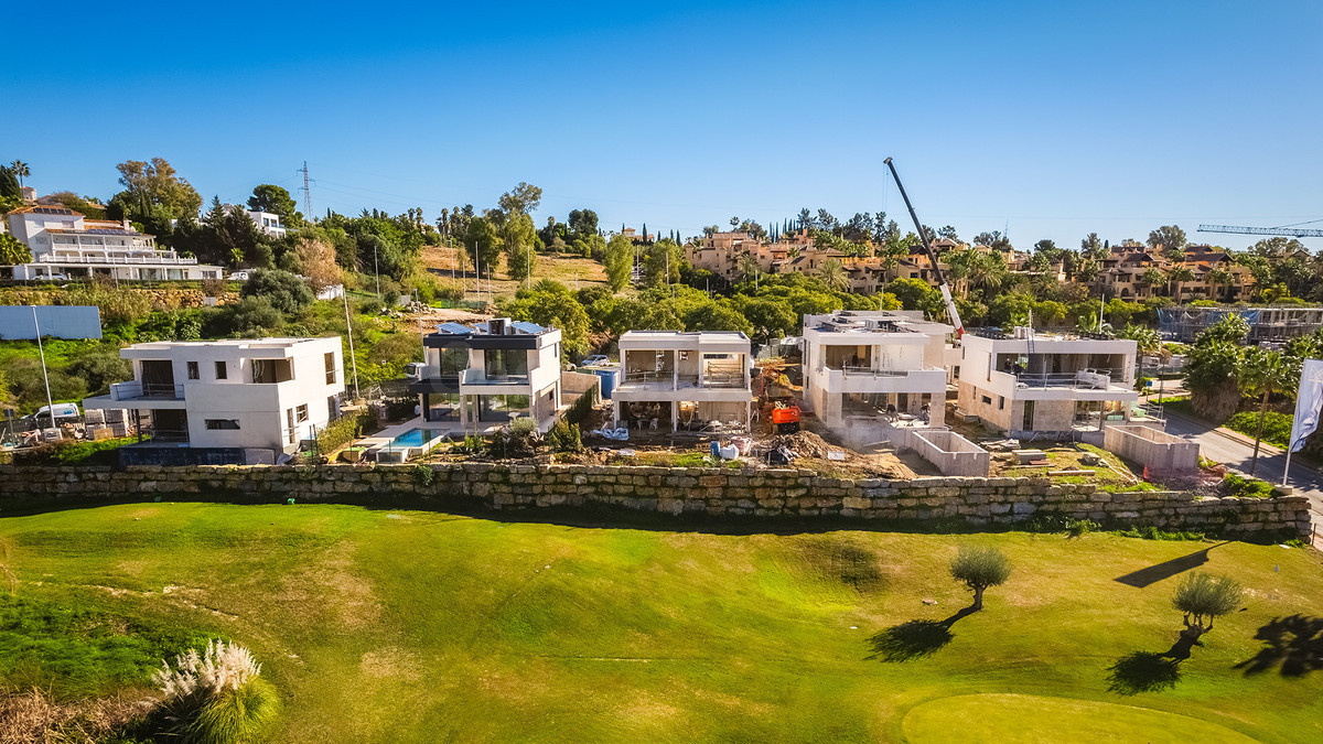 Chalet 4 habitaciones 254m² en venta - Estepona