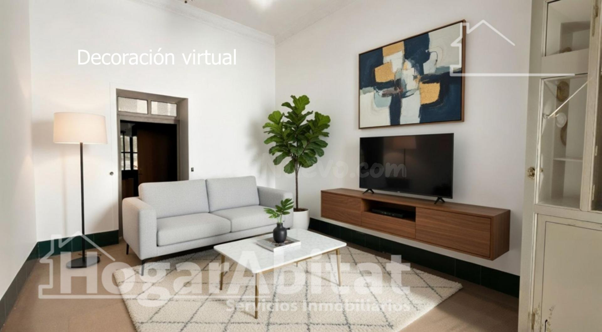 ¡OPORTUNIDAD DE INVERSIÓN! AMPLIA CASA CON TERRAZA EN EL CEN