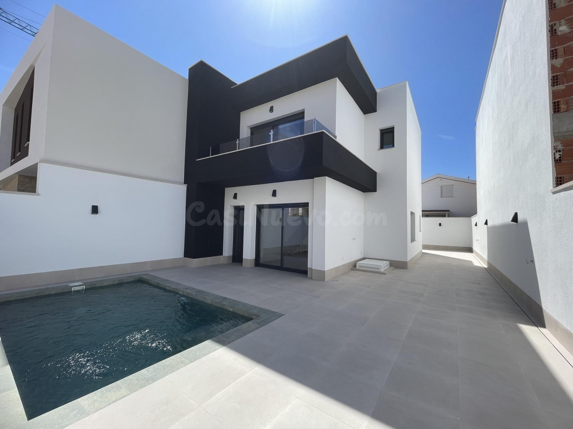 Villa de 3 dormitorios y piscina privada en venta en Las Heredades, Costa Blanca