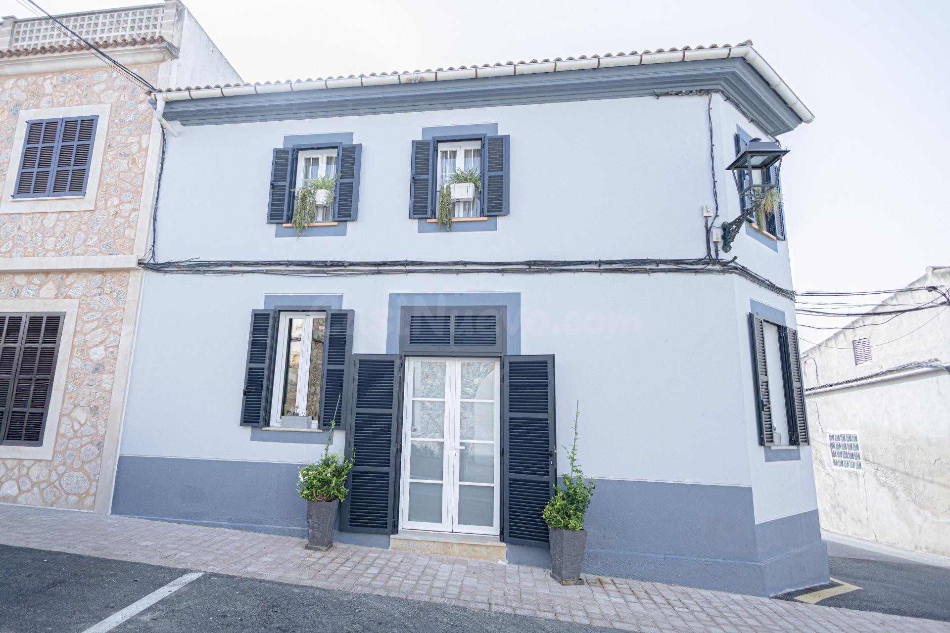 CASA MALLORQUINA CON ENCANTO Y VISTAS A LA SERRA TRAMUNTANA EN MARIA DE LA SALUT