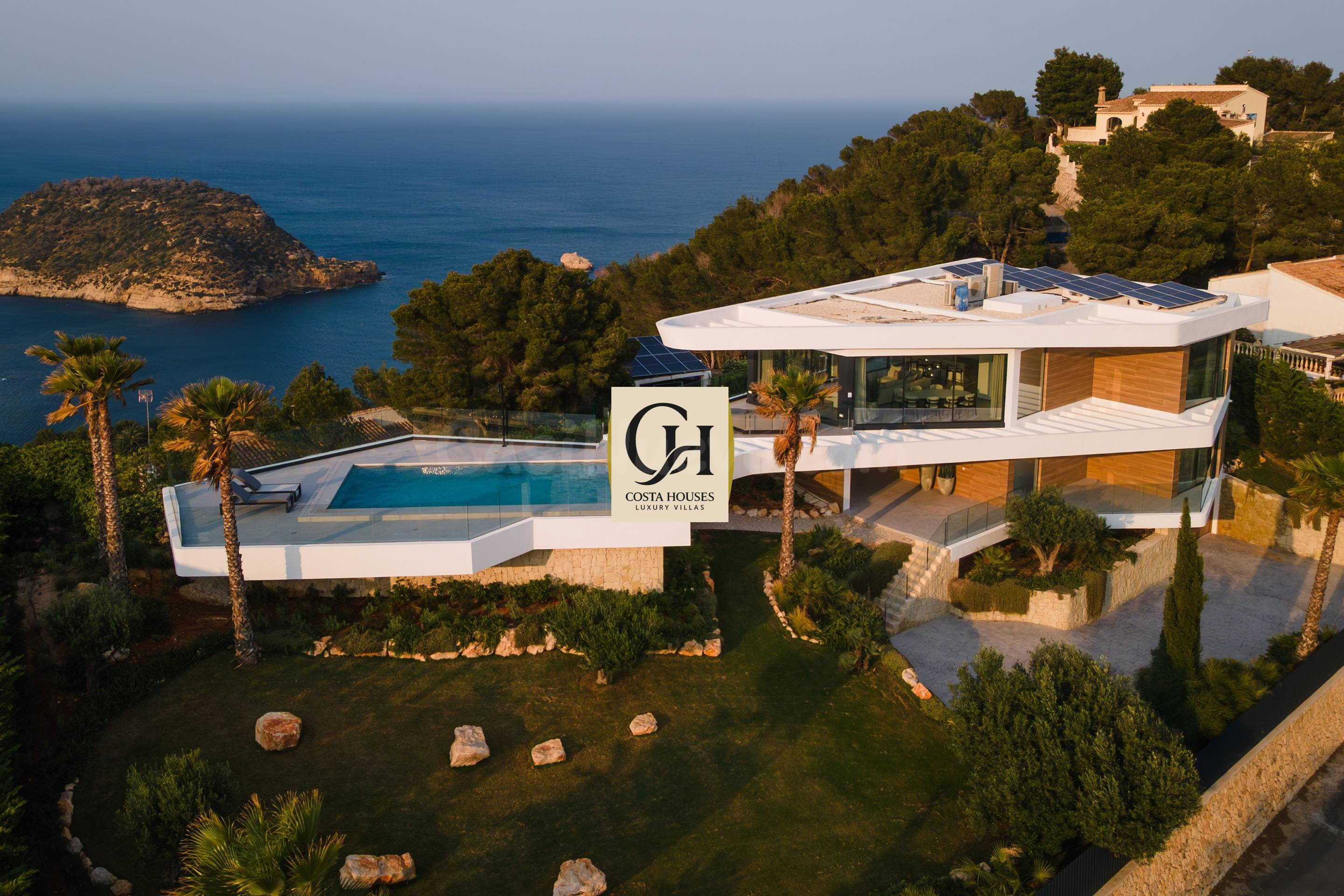 VENTA EN JÁVEA VILLA DE LUJO DE NUEVA CONSTRUCCIÓN FRENTE AL MAR, PORTICHOL - ALICANTE COSTA BLANCA