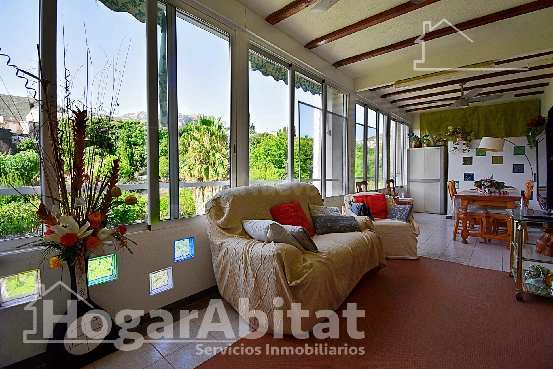 PRECIOSA CASA CON TERRAZA Y GARAJE EN ENTORNO NATURAL