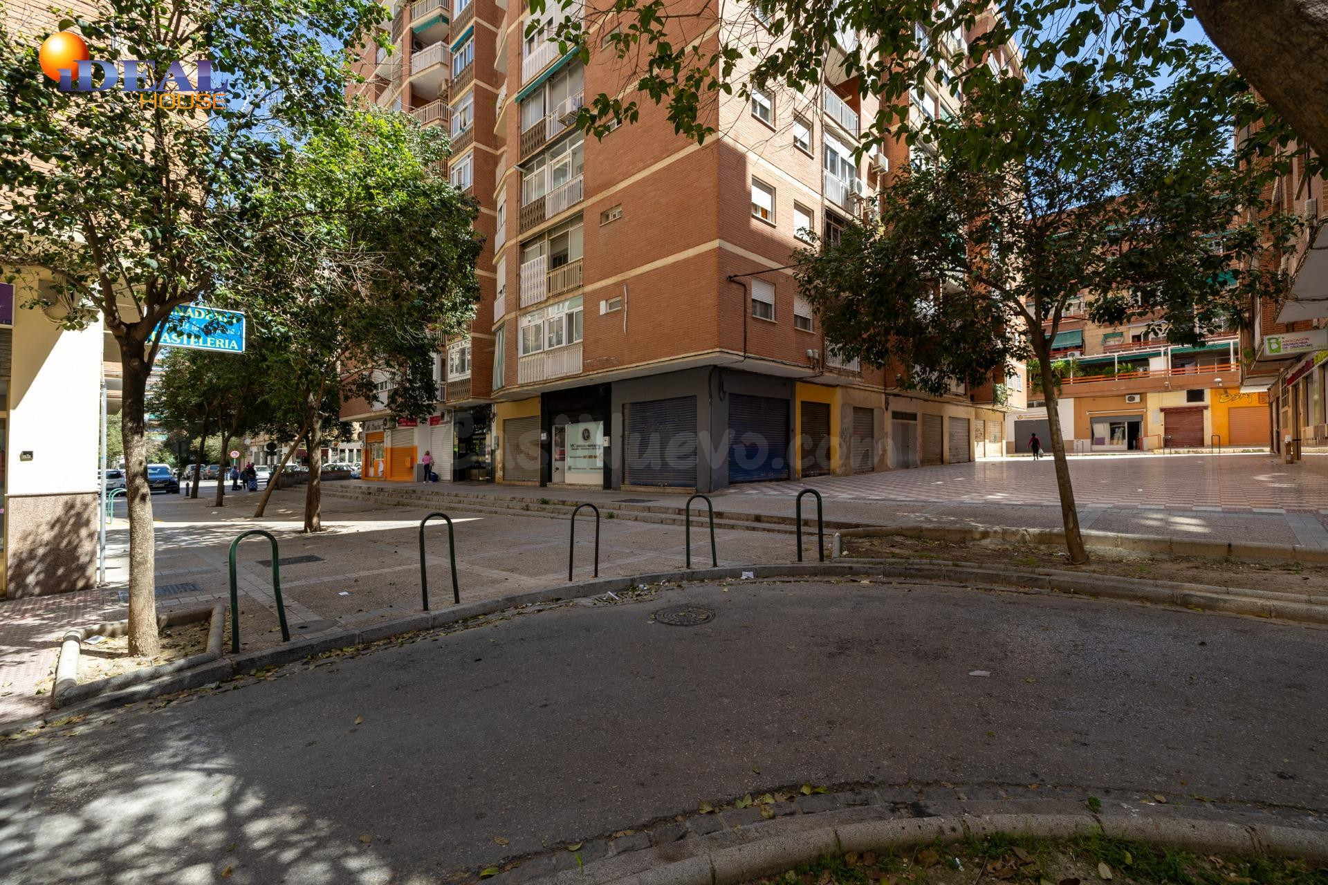 LUMINOSO PISO DE 3 DORMITORIOS Y DOS TERRAZAS, EN LA ZONA FONTIVEROS