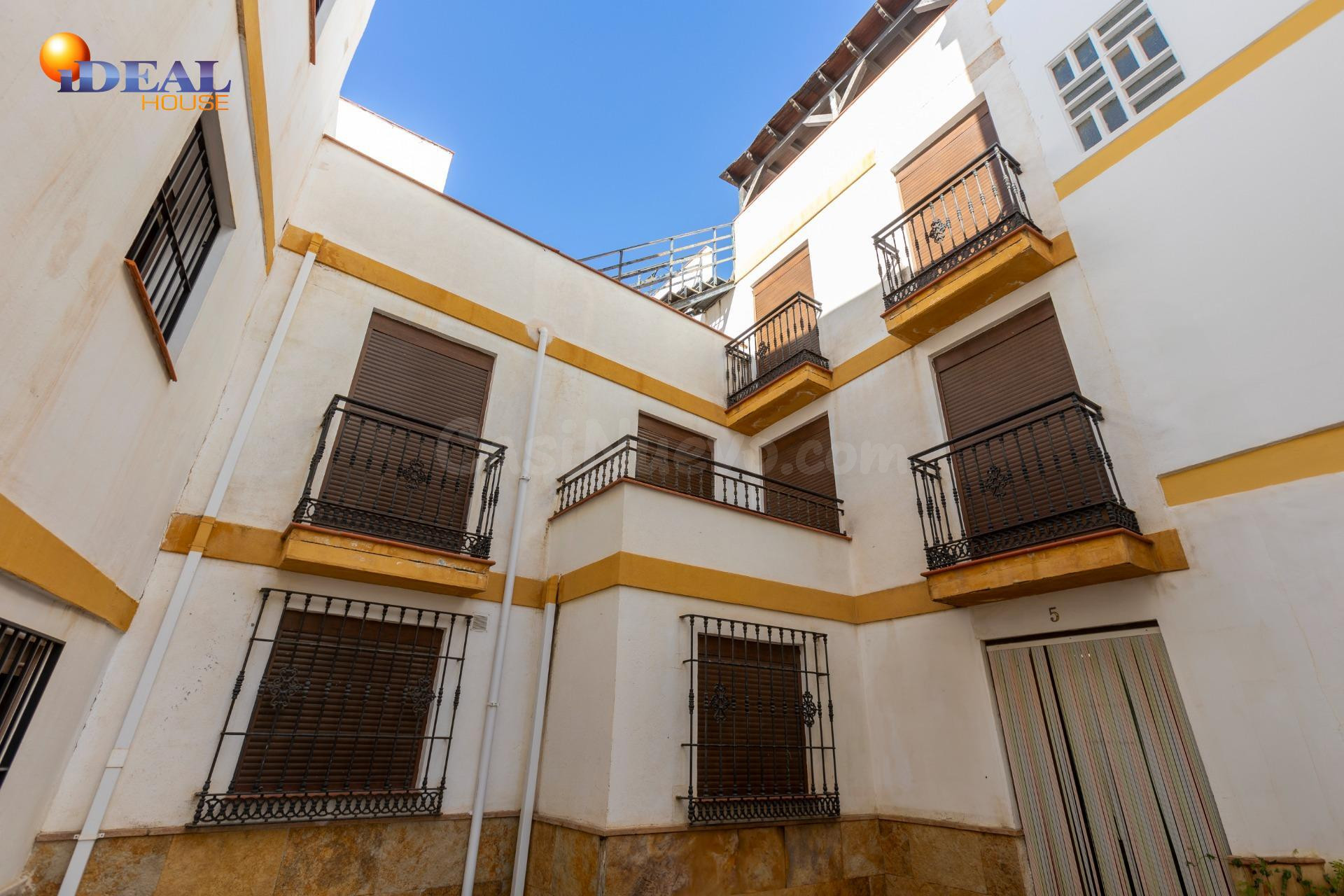 Magnífica casa corazón Almuñécar 7hbt 3 baños...a 5 minutos de la playa