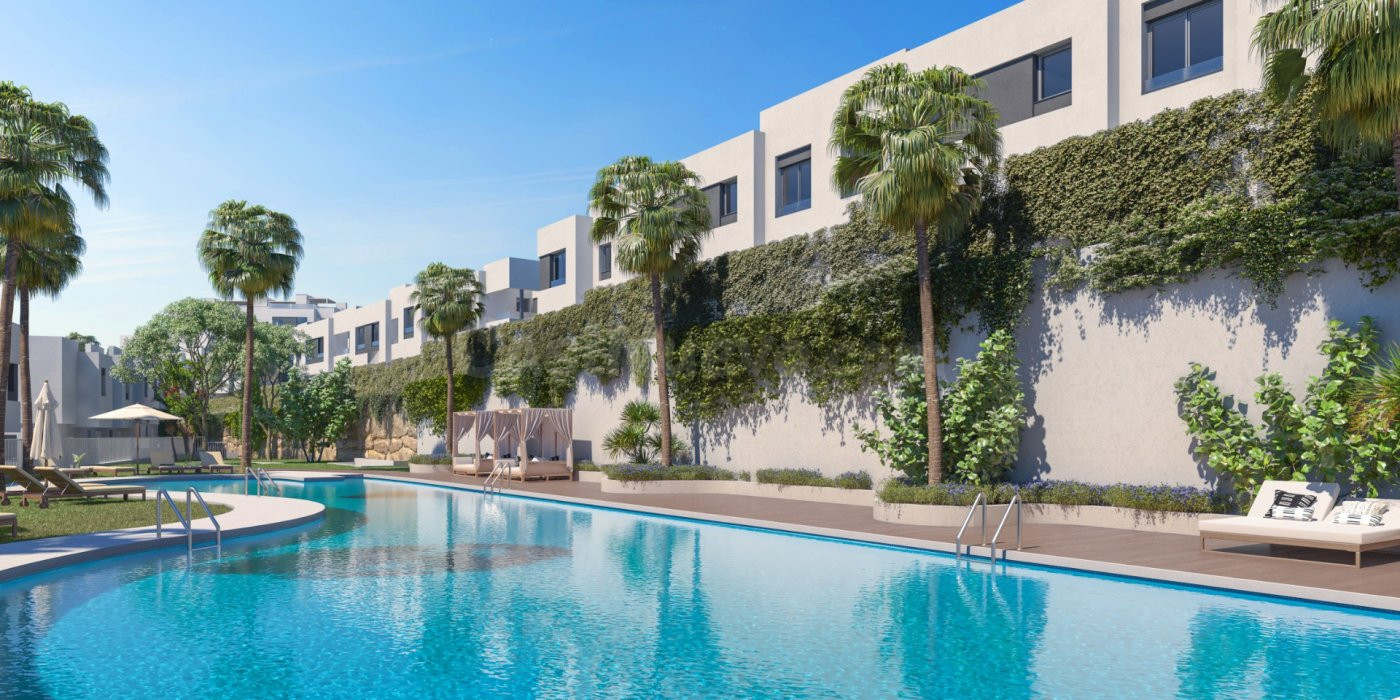 Adosado de 4 dormitorios y 2 baños localizado en La Cala de Mijas. Obra Nueva