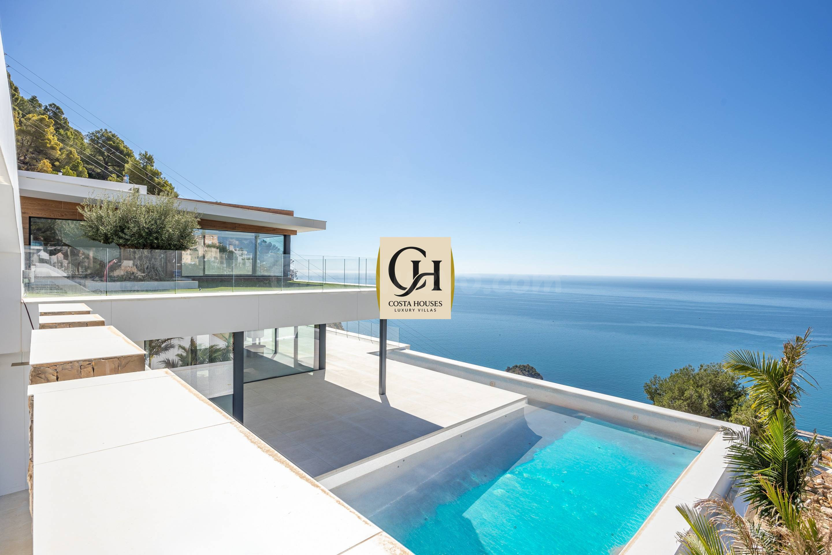 MANSIÓN DE LUJO CON VISTAS PANORÁMICAS AL MAR EN ALTEA HILLS - ENCLAVE EXCLUSIVO