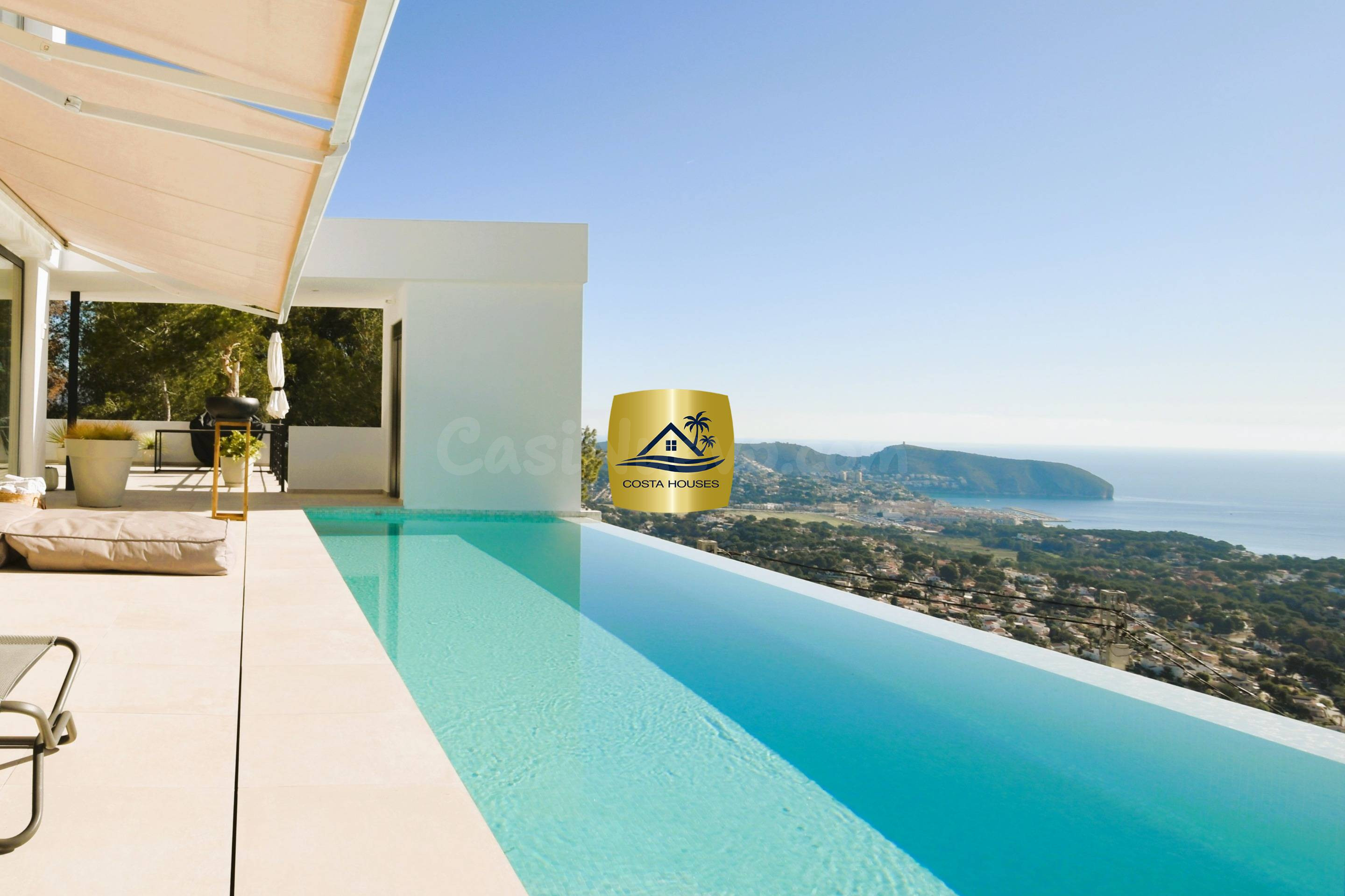 VILLA CONTEMPORÁNEA CON VISTAS PANORÁMICAS AL MAR EN BENIMEIT, MORAIRA