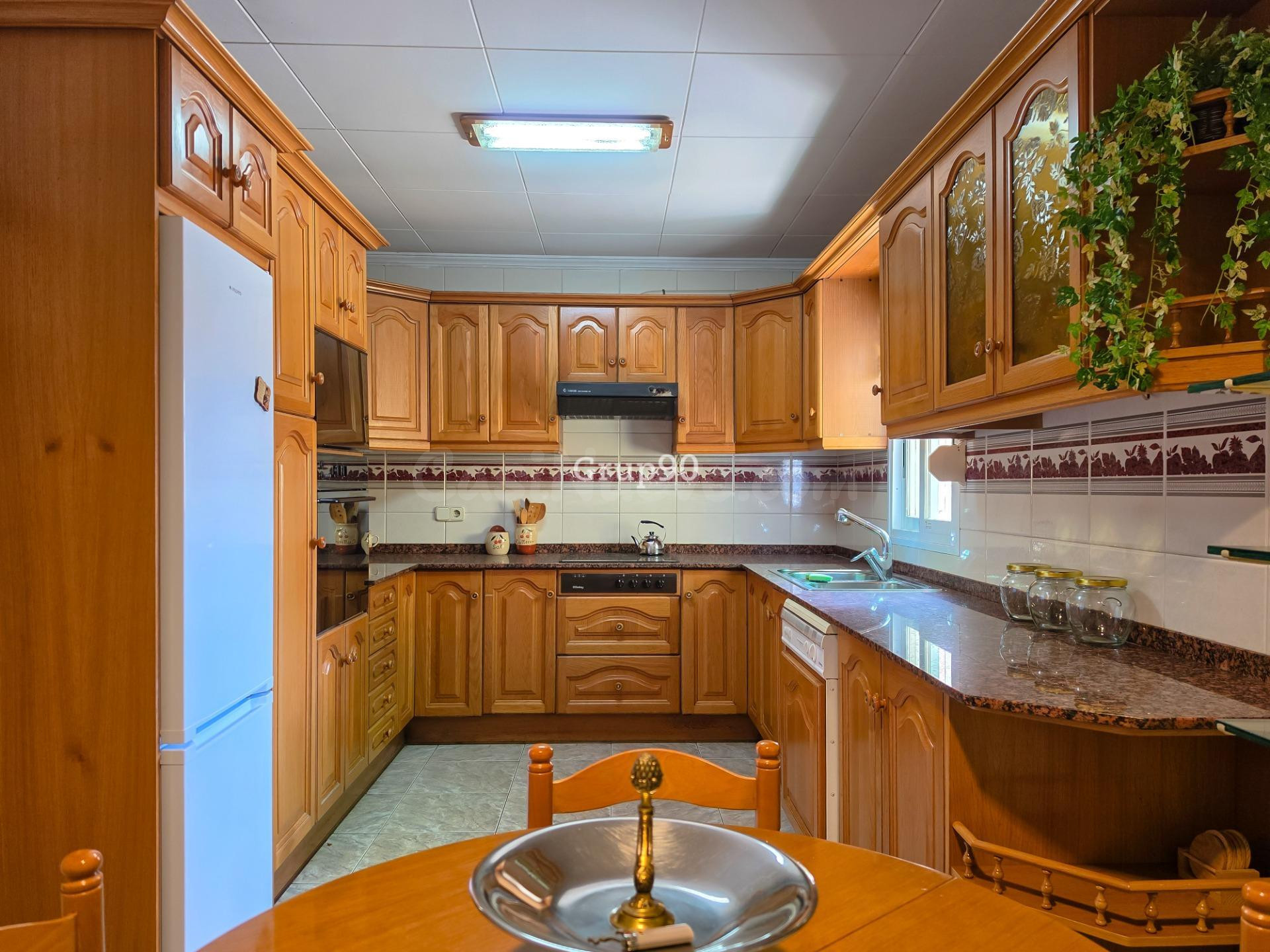 Espectacular casa de 567 m2 con infinitas posibilidades en A